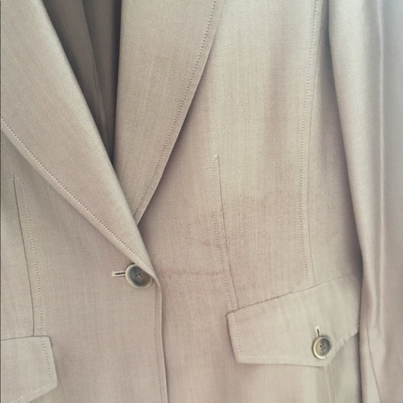 Ellen Tracy Suit (Jacket and Pants) - Picture 3 of 8